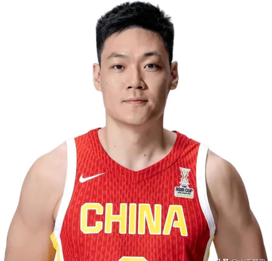 中国三人男篮不敌卫冕冠军张宁6分4篮板